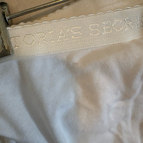 Victoria’s Secret panty white
Size Small NWT - Picture 5 of 8